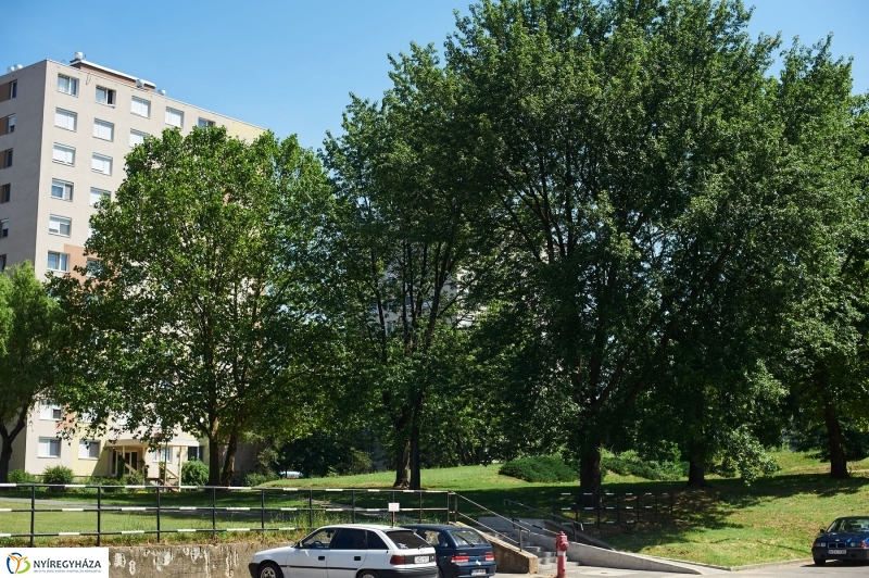 Jósaváros, Május 1 tér - fotó Szarka Lajos