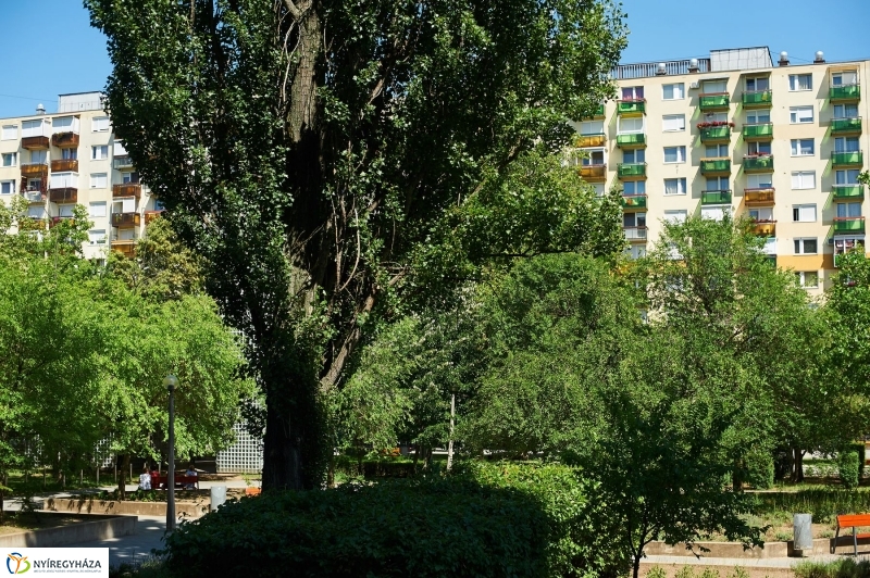 Jósaváros, Május 1 tér - fotó Szarka Lajos