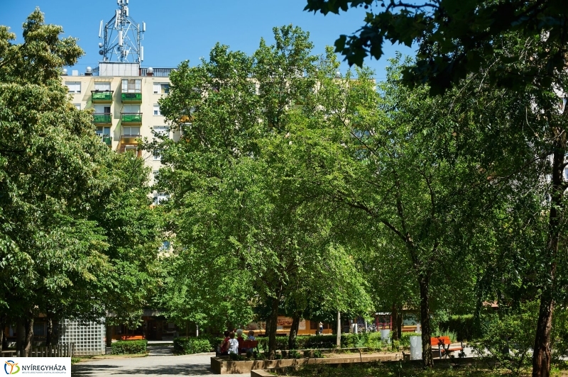 Jósaváros, Május 1 tér - fotó Szarka Lajos