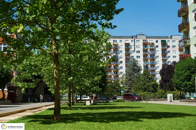 Jósaváros, Május 1 tér - fotó Szarka Lajos