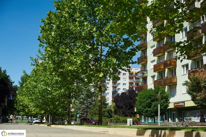 Jósaváros, Május 1 tér - fotó Szarka Lajos