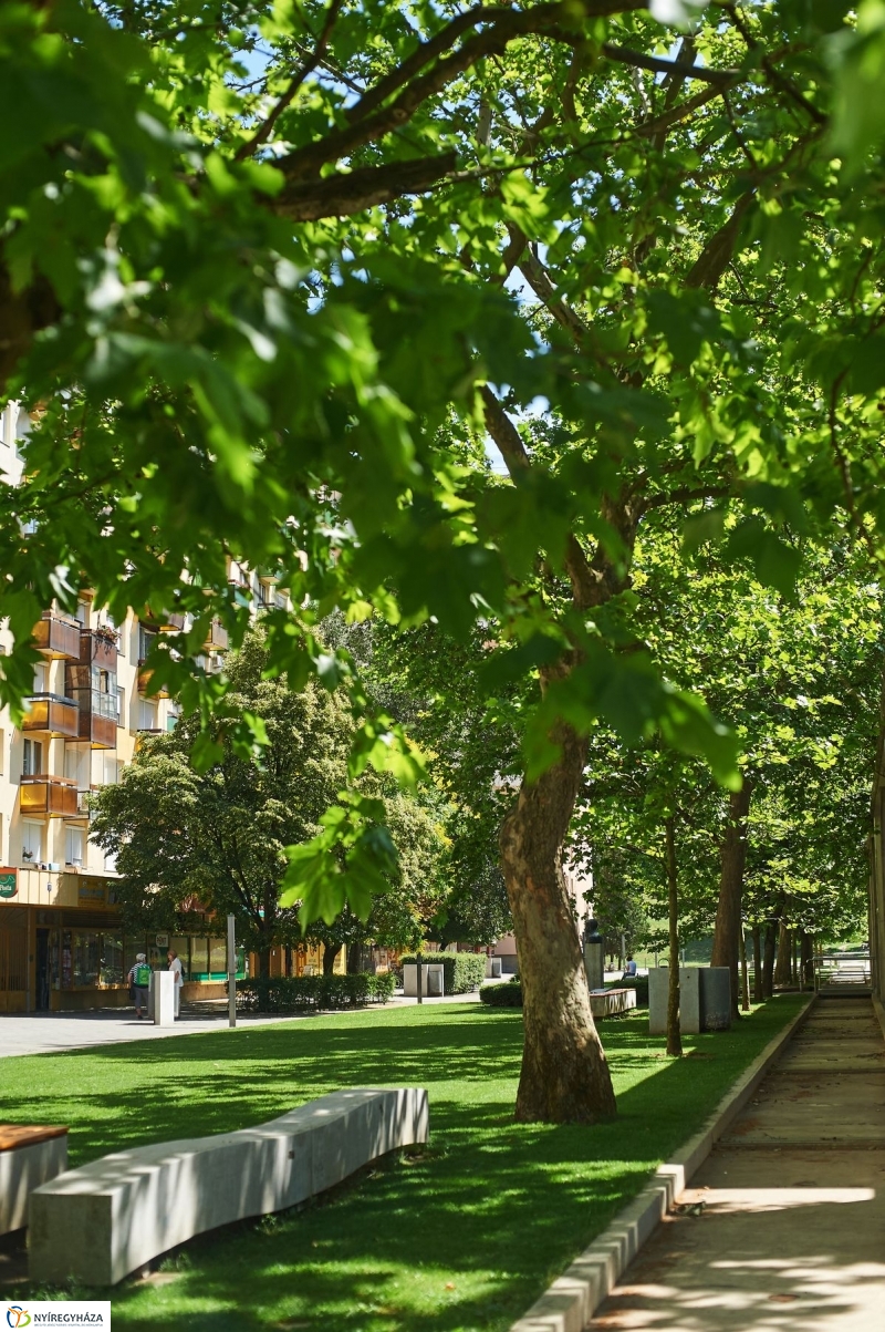 Jósaváros, Május 1 tér - fotó Szarka Lajos