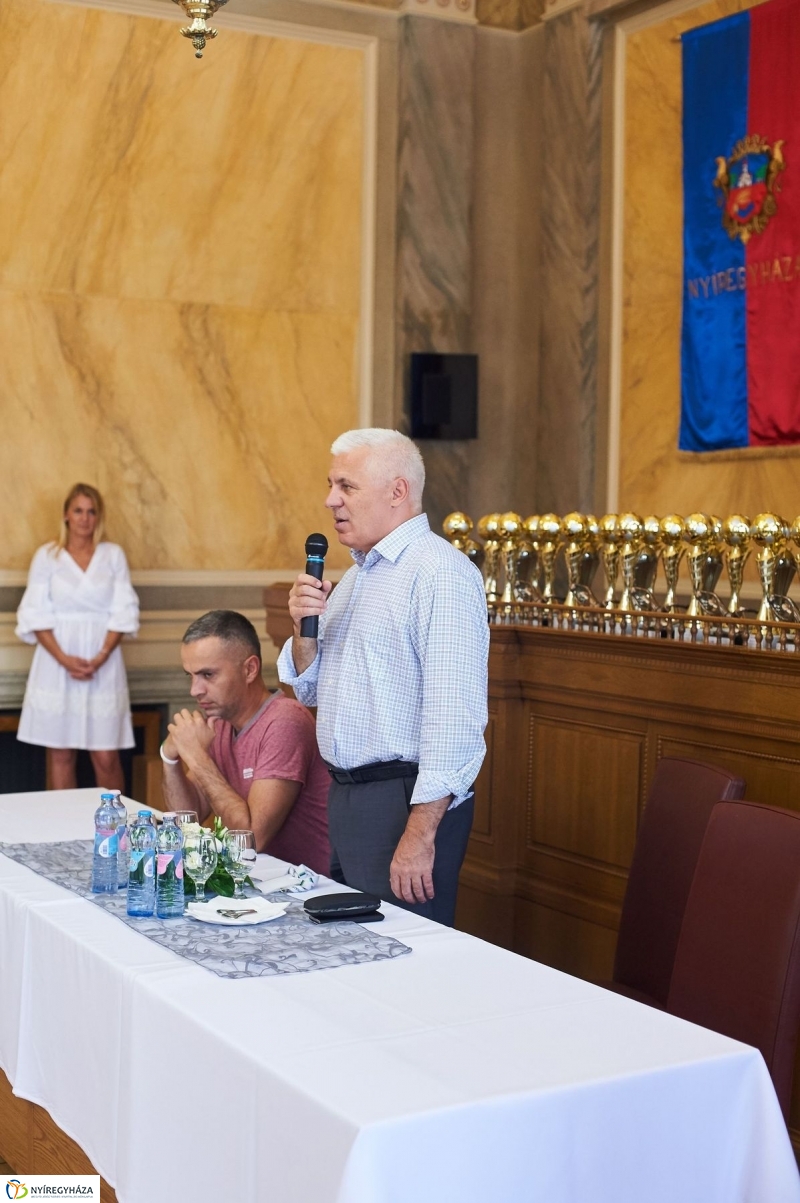 Kispályás foci díjak - fotó Szarka Lajos