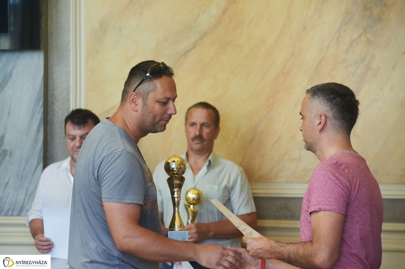 Kispályás foci díjak - fotó Szarka Lajos