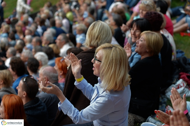Zenith 50-jubileumi koncert Sóstón