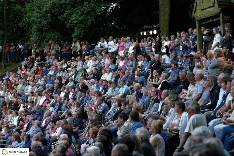 Zenith 50-jubileumi koncert Sóstón