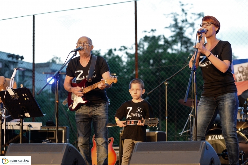 Zenith 50-jubileumi koncert Sóstón