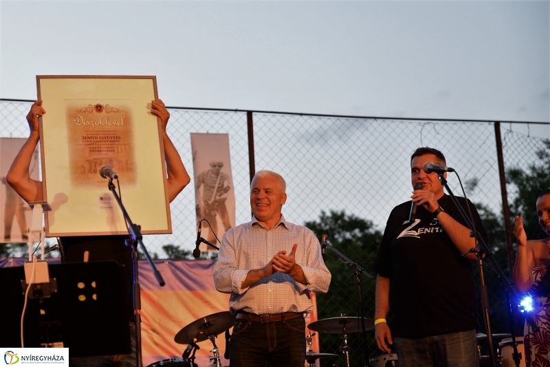 Zenith 50-jubileumi koncert Sóstón