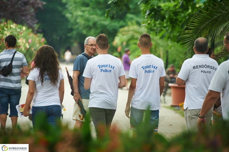 Police Tourist - fotó Szarka Lajos