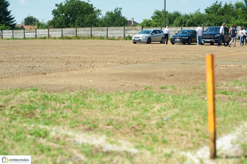 Helyszíni szemle a Vásártéren - fotó Szarka Lajos