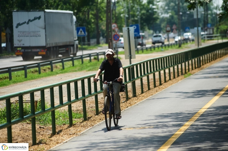 Helyszíni szemle a Vásártéren - fotó Szarka Lajos