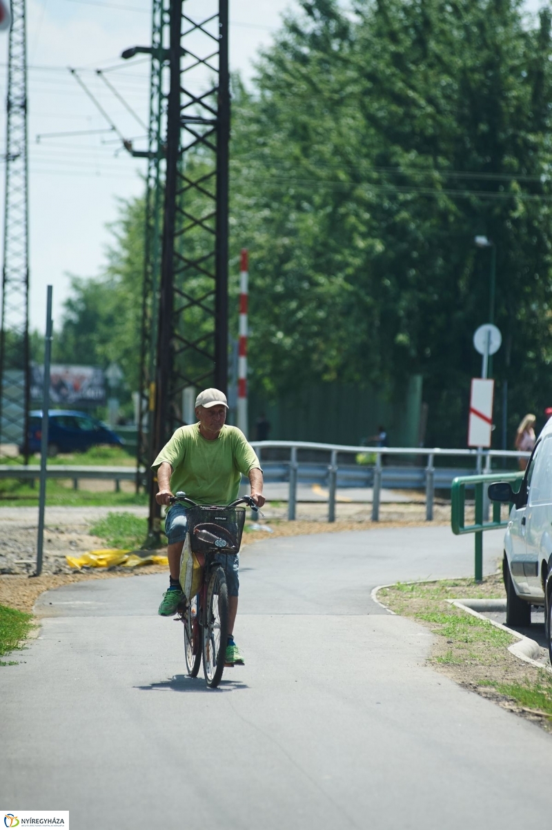 Helyszíni szemle a Vásártéren - fotó Szarka Lajos