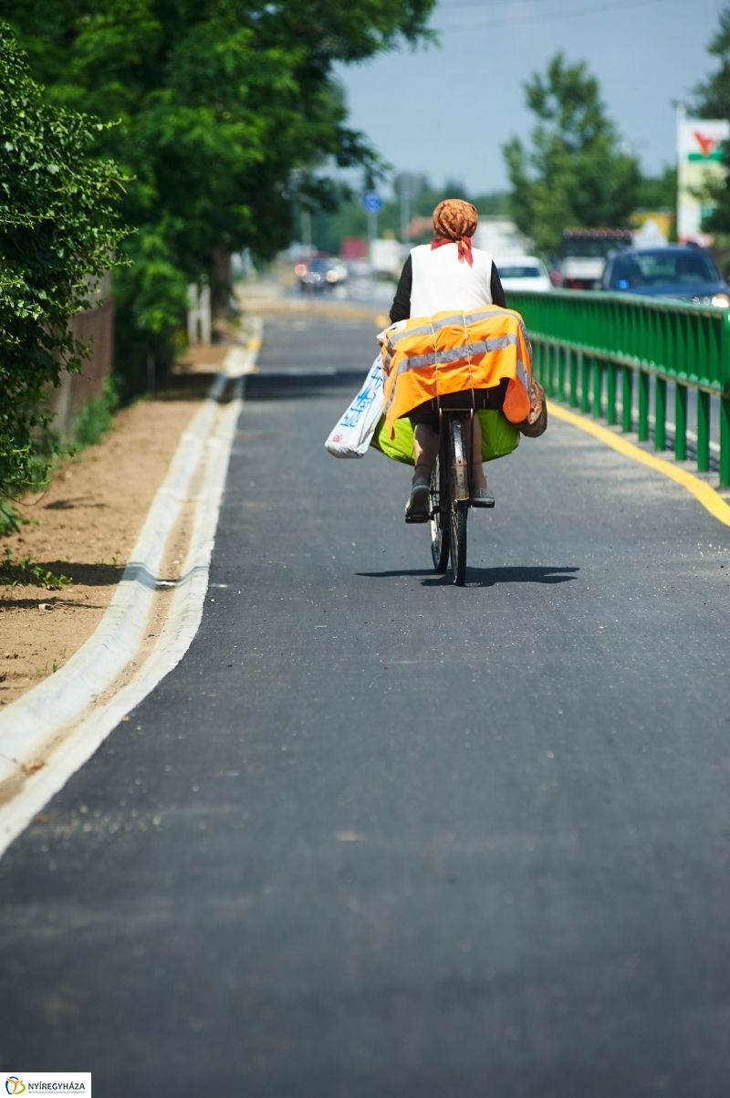 Helyszíni szemle a Vásártéren - fotó Szarka Lajos