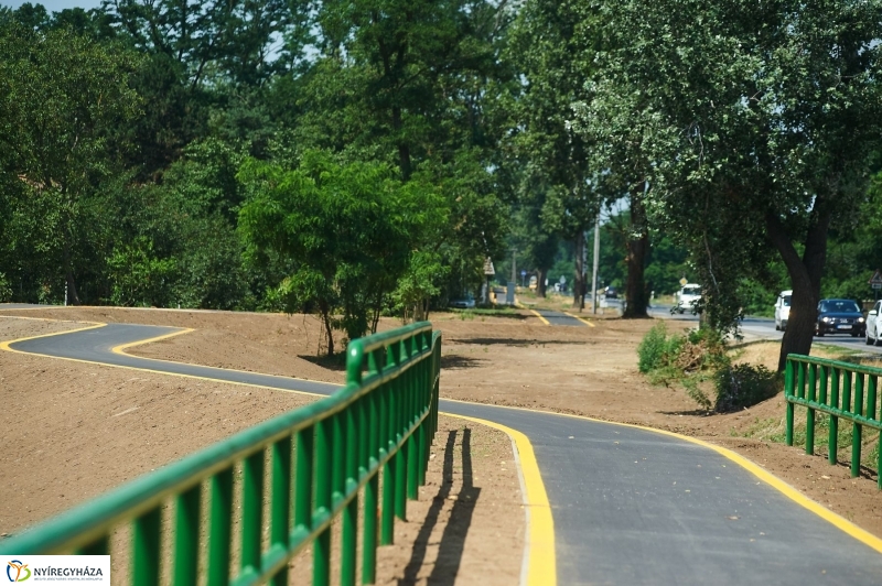 Helyszíni szemle a Vásártéren - fotó Szarka Lajos