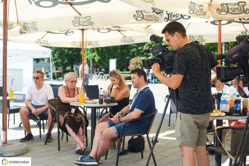 Hübner strandröpi sajtótájékoztató - fotó Szarka Lajos