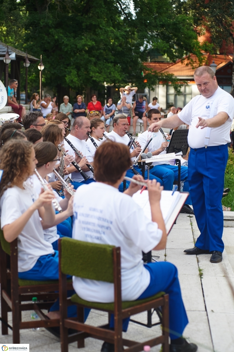 Dallamos Sóstó - fotó Szarka Lajos