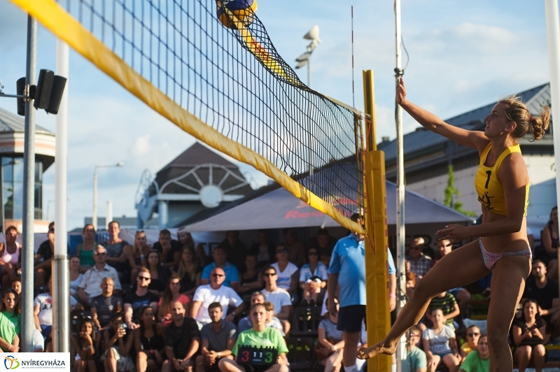 Strandröpi OB női döntő - fotó Szarka Lajos