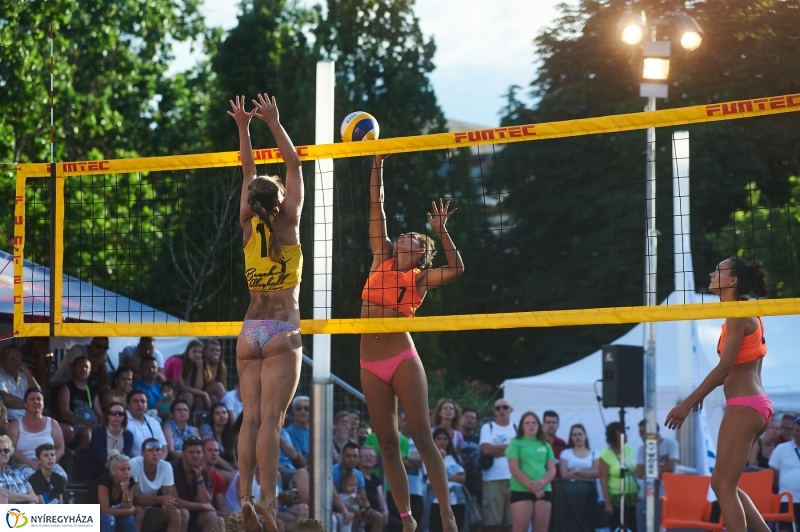 Strandröpi OB női döntő - fotó Szarka Lajos