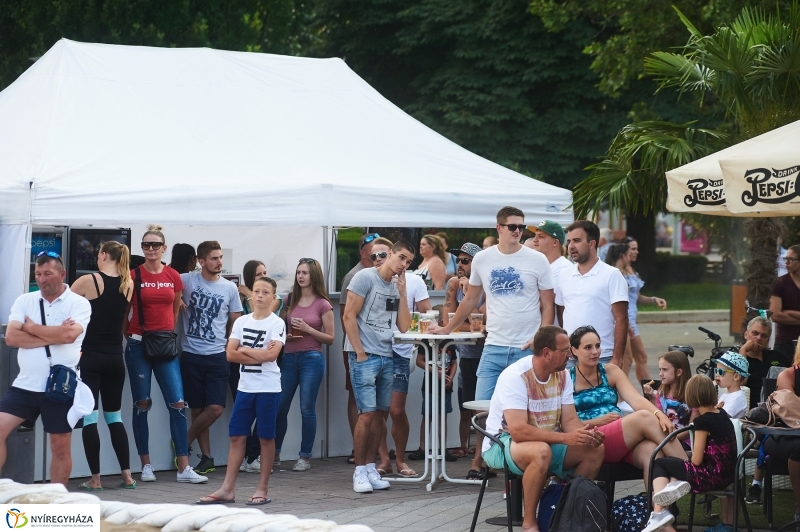 Strandröpi OB női döntő - fotó Szarka Lajos