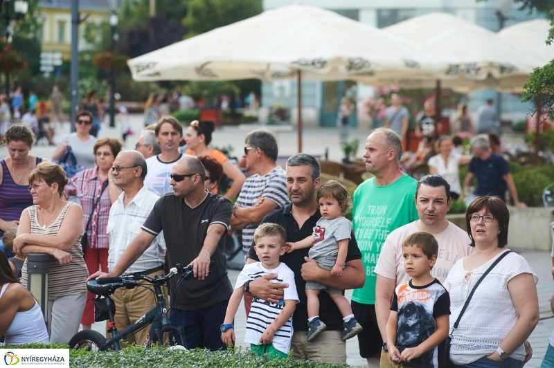 Strandröpi OB női döntő - fotó Szarka Lajos