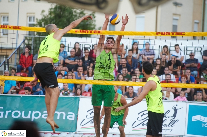 Strandröpi OB férfi döntő - fotó Szarka Lajos