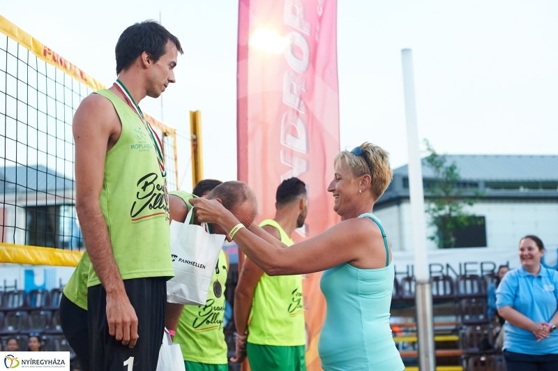 Strandröpi OB férfi döntő - fotó Szarka Lajos