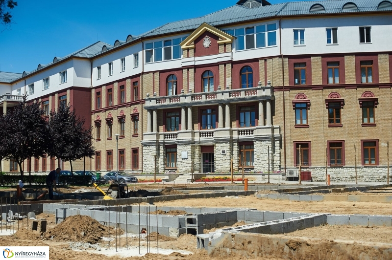 Óvoda épül a kórház területén - fotó Szarka Lajos