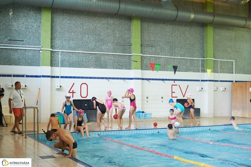 Úszótábor az Aranyban - fotó Szarka Lajos