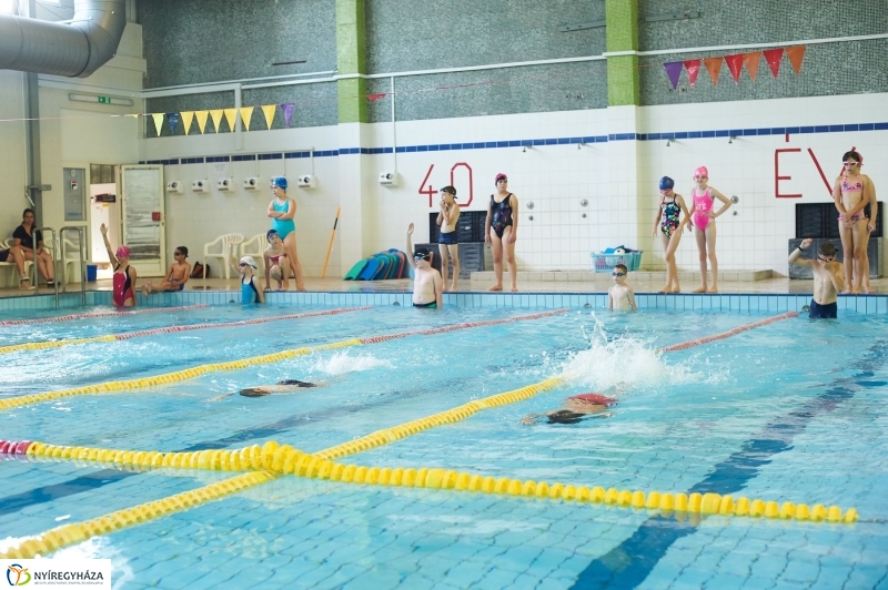 Úszótábor az Aranyban - fotó Szarka Lajos