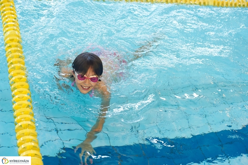 Úszótábor az Aranyban - fotó Szarka Lajos