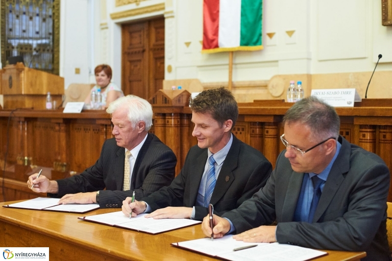 TOP partnerségi megállapodás - fotó Szarka Lajos