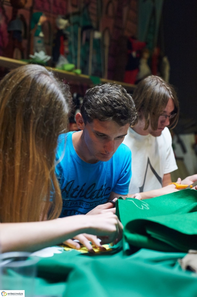 Közösségi szolgálat a Burattinoban - fotó Szarka Lajos