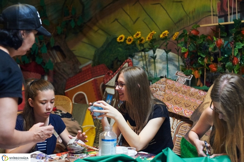 Közösségi szolgálat a Burattinoban - fotó Szarka Lajos