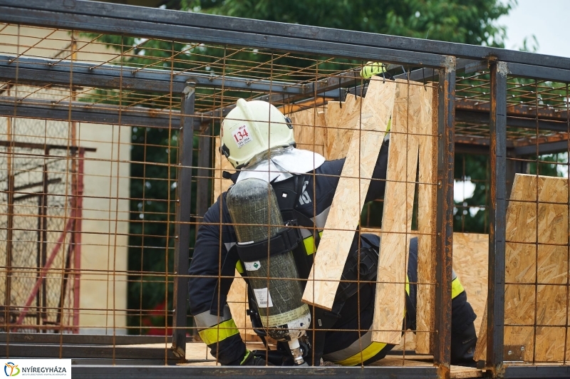 Tűzoltóverseny Kőlaposon - fotó Szarka Lajos