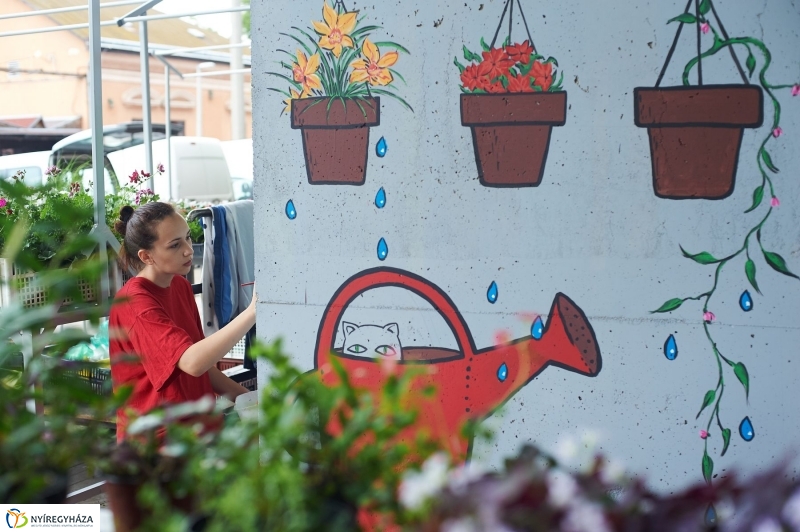 Művészi zöldségek és gyümölcsök a piacon - fotó Szarka Lajos