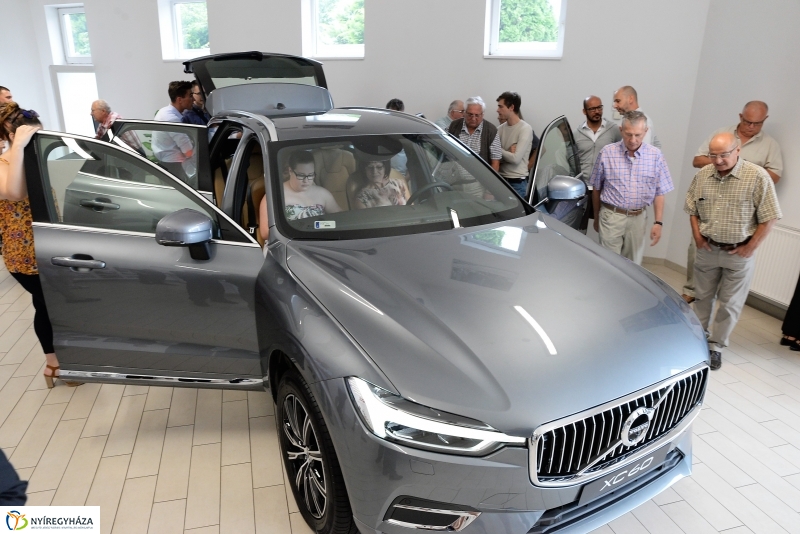 Autóbemutató és születésnap a Volvo-nál