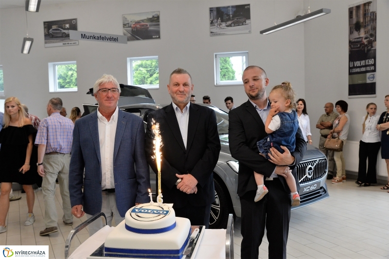 Autóbemutató és születésnap a Volvo-nál