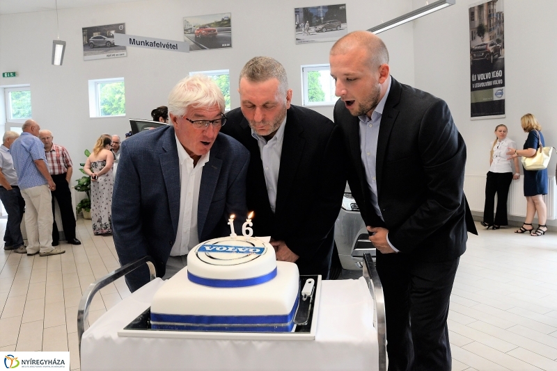 Autóbemutató és születésnap a Volvo-nál