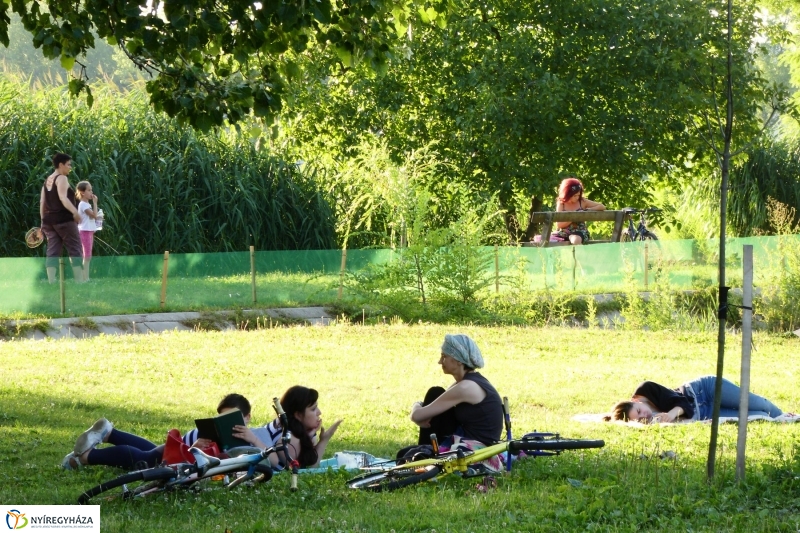 Vasárnap délután a Bujtoson- fotó Szarka Lajos