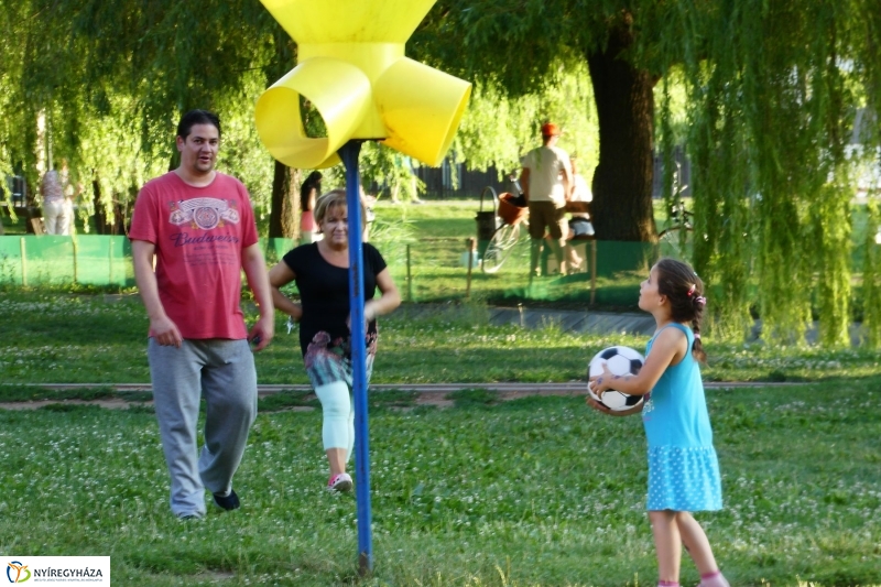 Vasárnap délután a Bujtoson- fotó Szarka Lajos