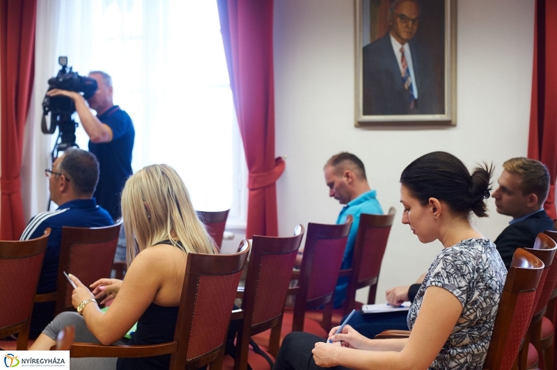 Együttműködési megállapodás aláírása - fotó Szarka Lajos