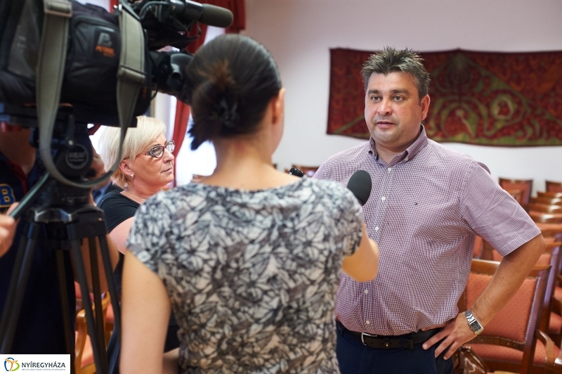 Együttműködési megállapodás aláírása - fotó Szarka Lajos