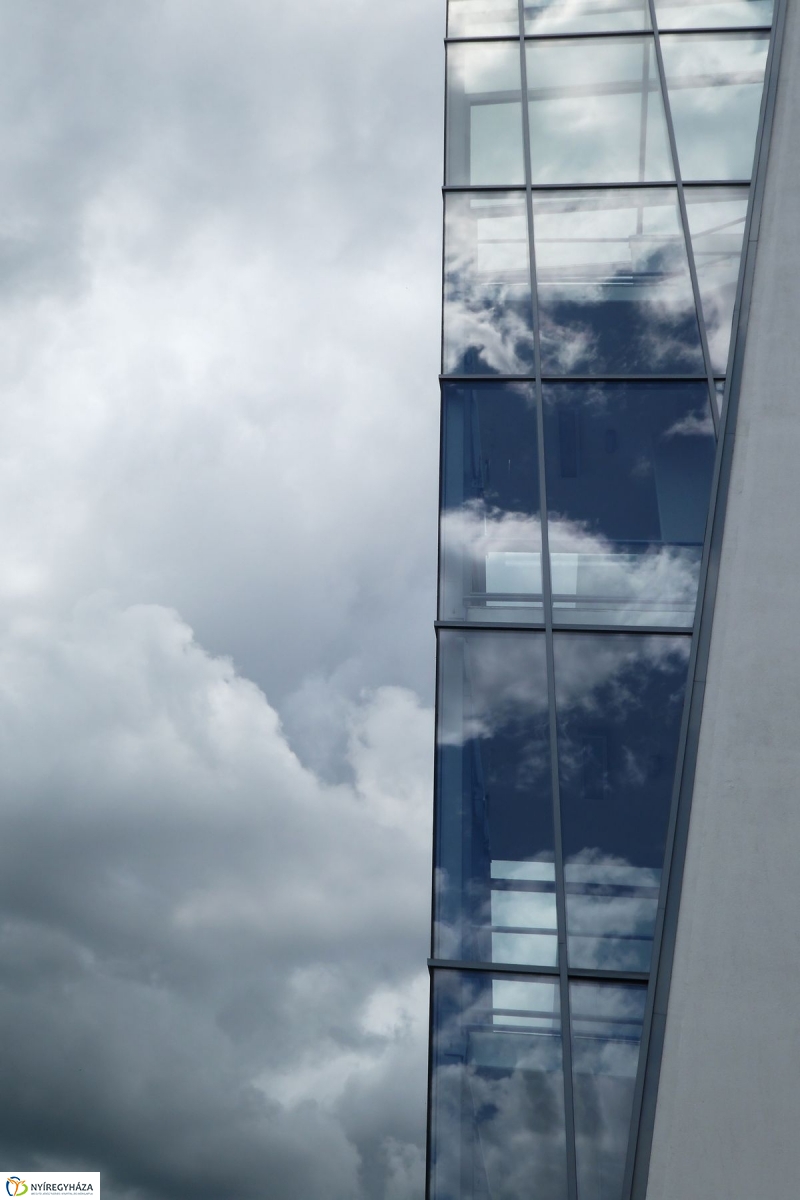 Nyári péntek délután a belvárosban - fotó Szarka Lajos