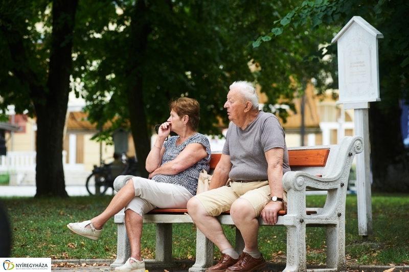 Sárkányhajó verseny Sóstón - fotó Szarka Lajos