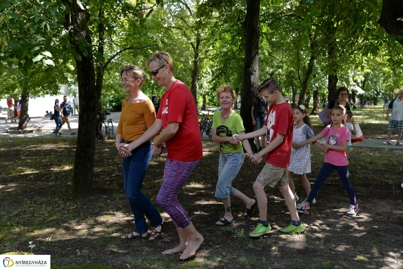 A Szabolcs Néptáncegyüttes is fellépett a Sárkányhajó Fesztivál programjában