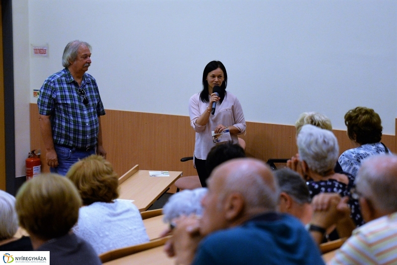 Értékes Esték-Kéry Péter filmrendező vetítéssel egybekötött előadása