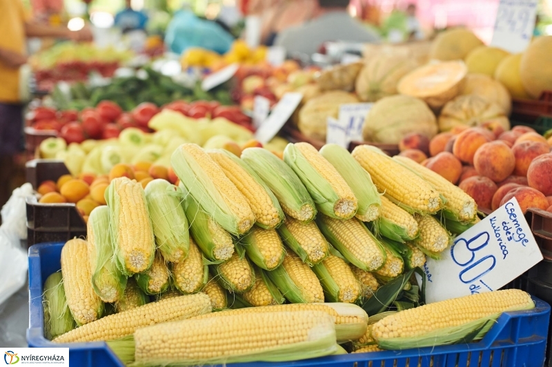 Piaci körkép - fotó Szarka Lajos