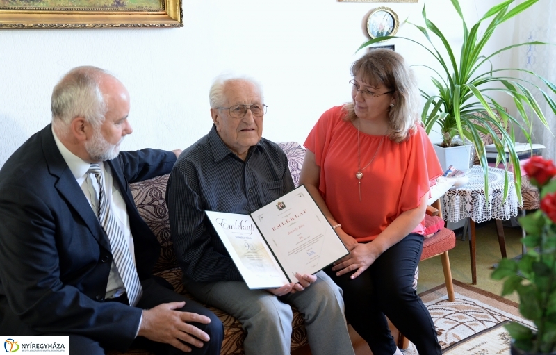 Borbély Béla 90 éves-önkormányzati köszöntés