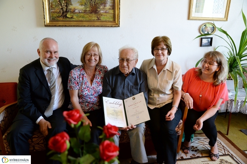 Borbély Béla 90 éves-önkormányzati köszöntés