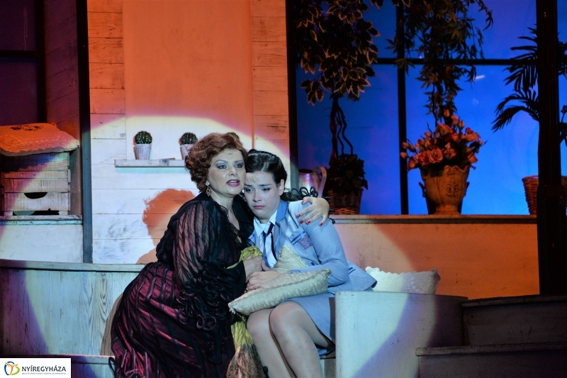 A Szabadtéri Színpadon A régi nyár című darabot láthatta a nagyérdemű 